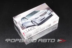 Сборная модель Lexus LS460L (1:24) FU03801 FUJIMI