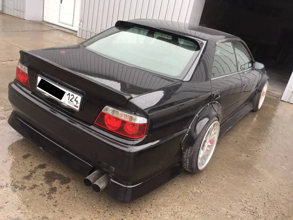 Широкий козырек на заднее стекло для Toyota Chaser X100
