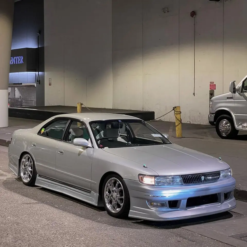 Аэродинамический обвес Traum Real Dream для Toyota Chaser X90
