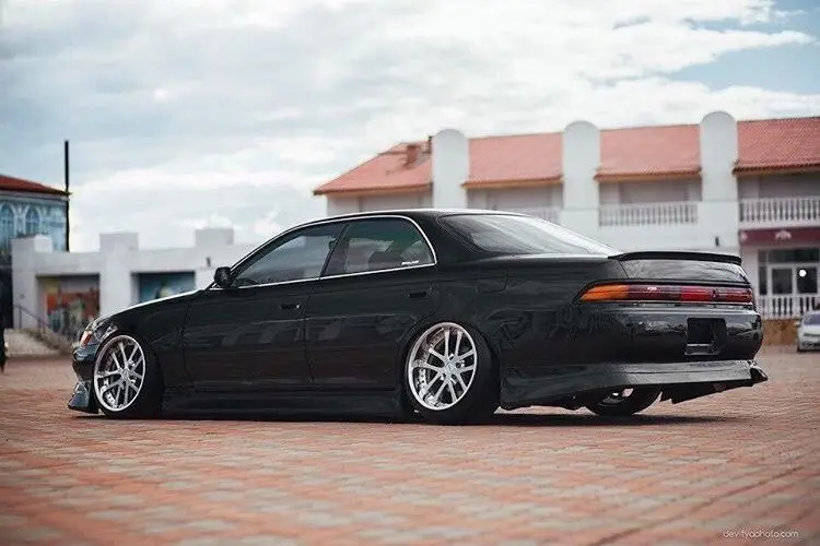 Лип спойлер Uras на крышку багажника для Toyota Mark2 X90