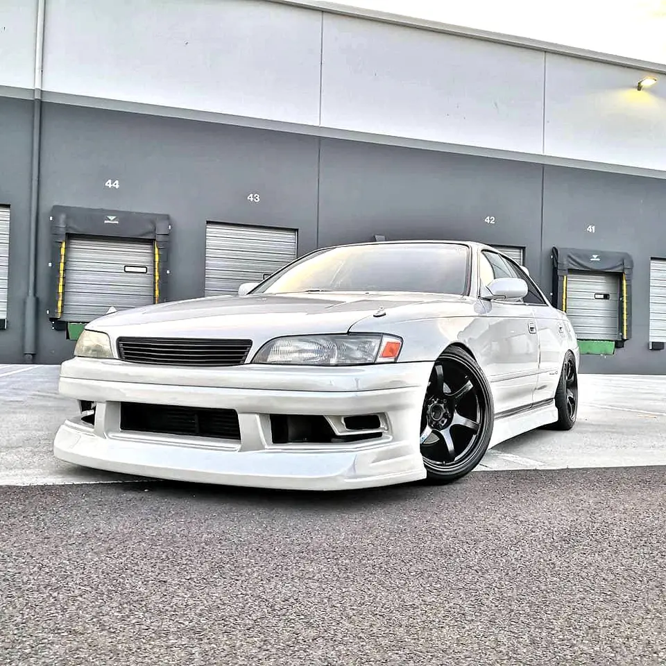 Аэродинамический обвес Traum Real Dream для Toyota Mark2 X90
