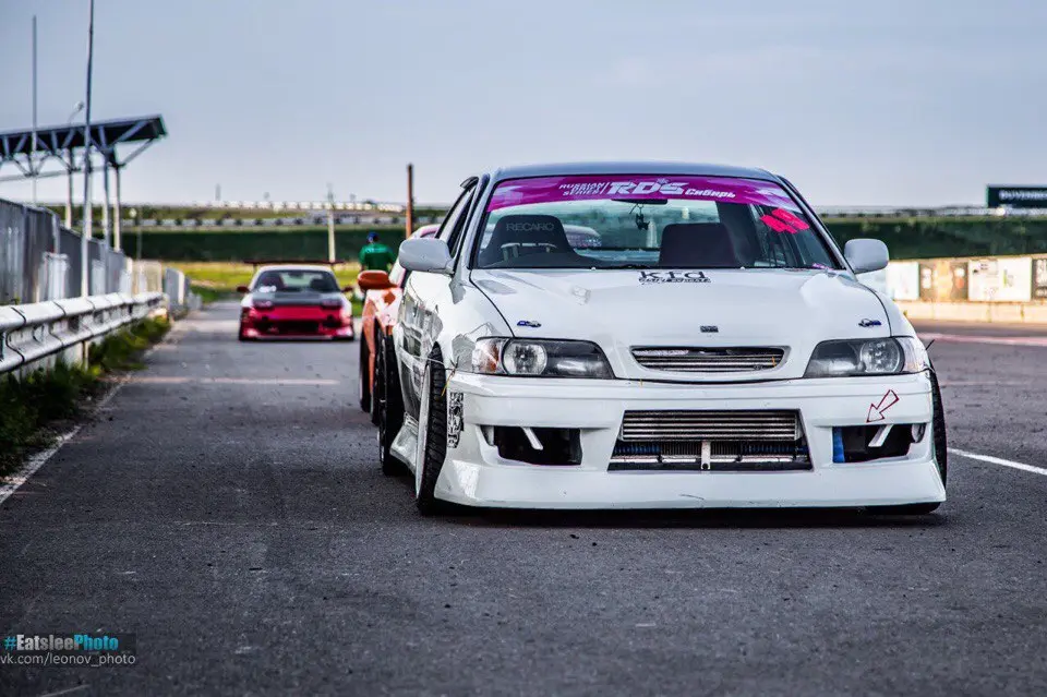 Капот BN sport для Toyota Chaser X100