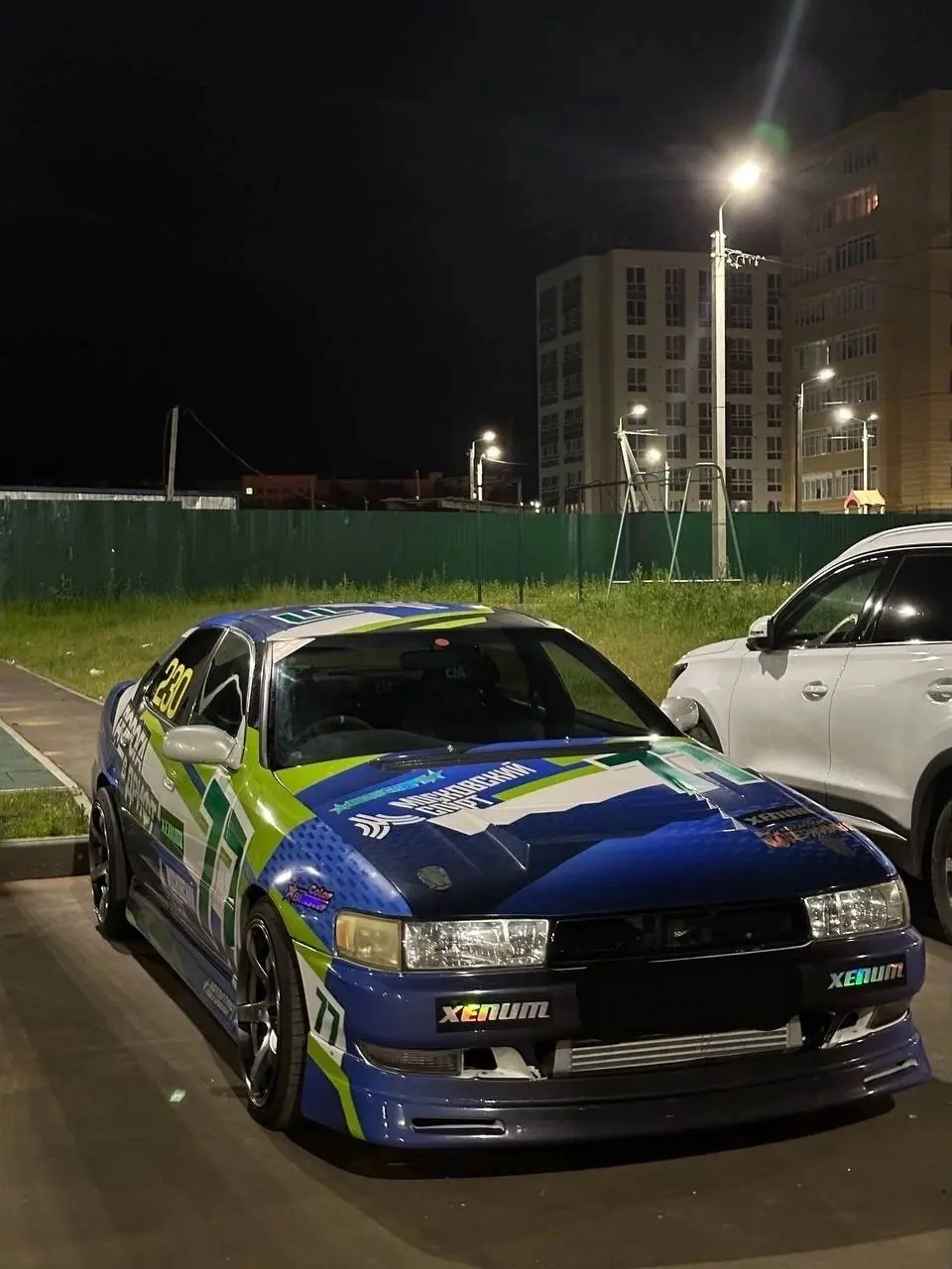 Капот D-max для Toyota Cresta X90