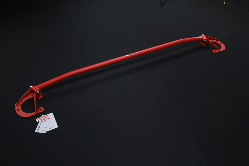 Volkswagen Golf 7 Front Strut Bar