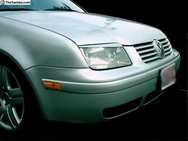 VW Jetta Eyebrows